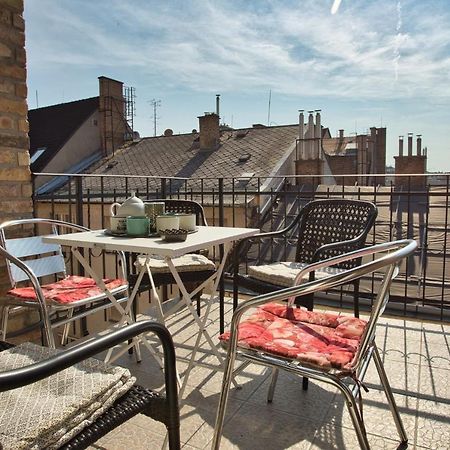 Terrace Apartment Sky Lounge Budapeste Exterior foto
