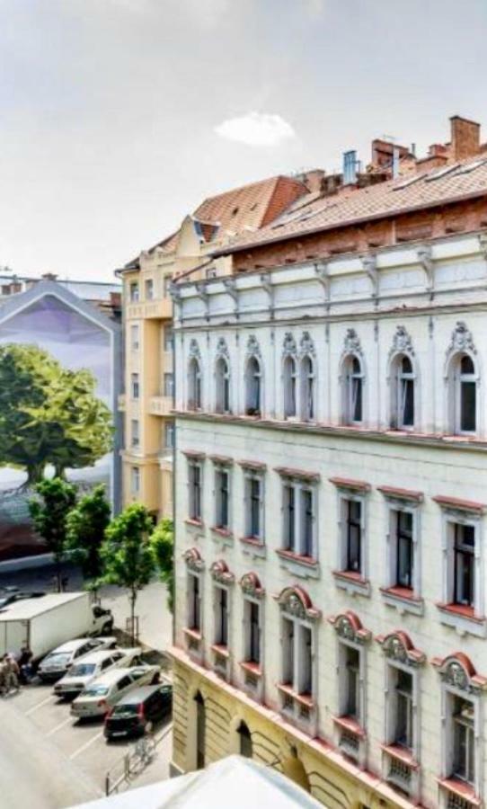 Terrace Apartment Sky Lounge Budapeste Exterior foto